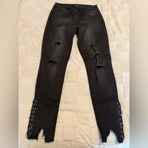 Fashion Nova Distressed Jeans Black With Silver Rings on Ankles Size 11
